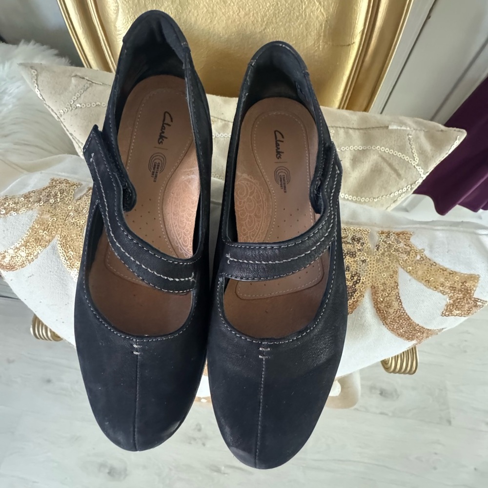 Clarks Women's Black Loafers
